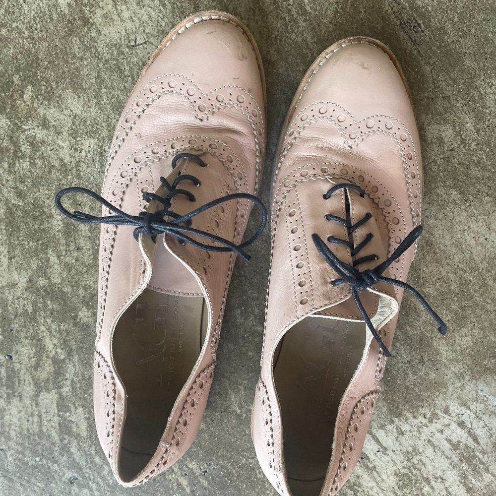 AGL wing tip shoes